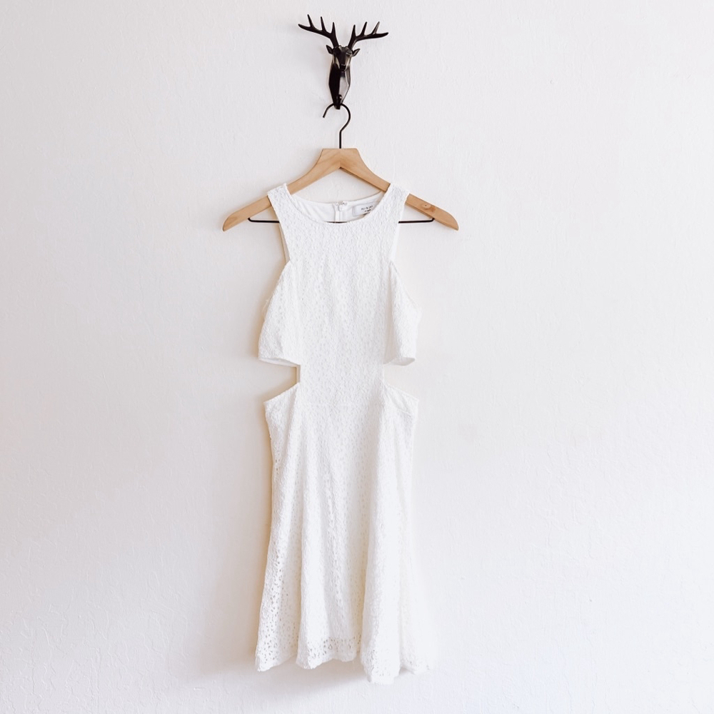 Ali & Jay Women's White Mini Hip Cut Out Dress Size Small